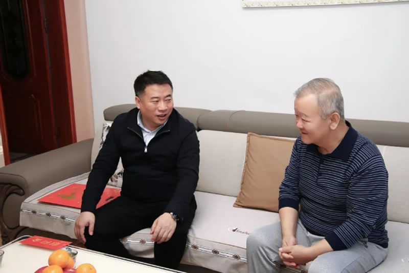 安文哲開(kāi)展新春走訪(fǎng)慰問(wèn)活動(dòng)